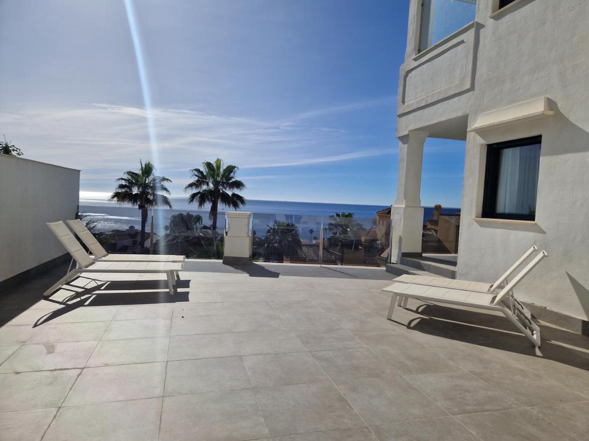 Luxury 2 Bedrooms Apt With Seaview Blue Suite 4104 Манилва Экстерьер фото